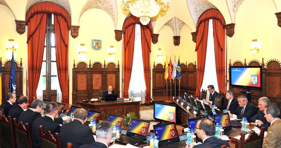 CSAT: Ce măreaţă arată o instituţie inutilă, de tip sovietic