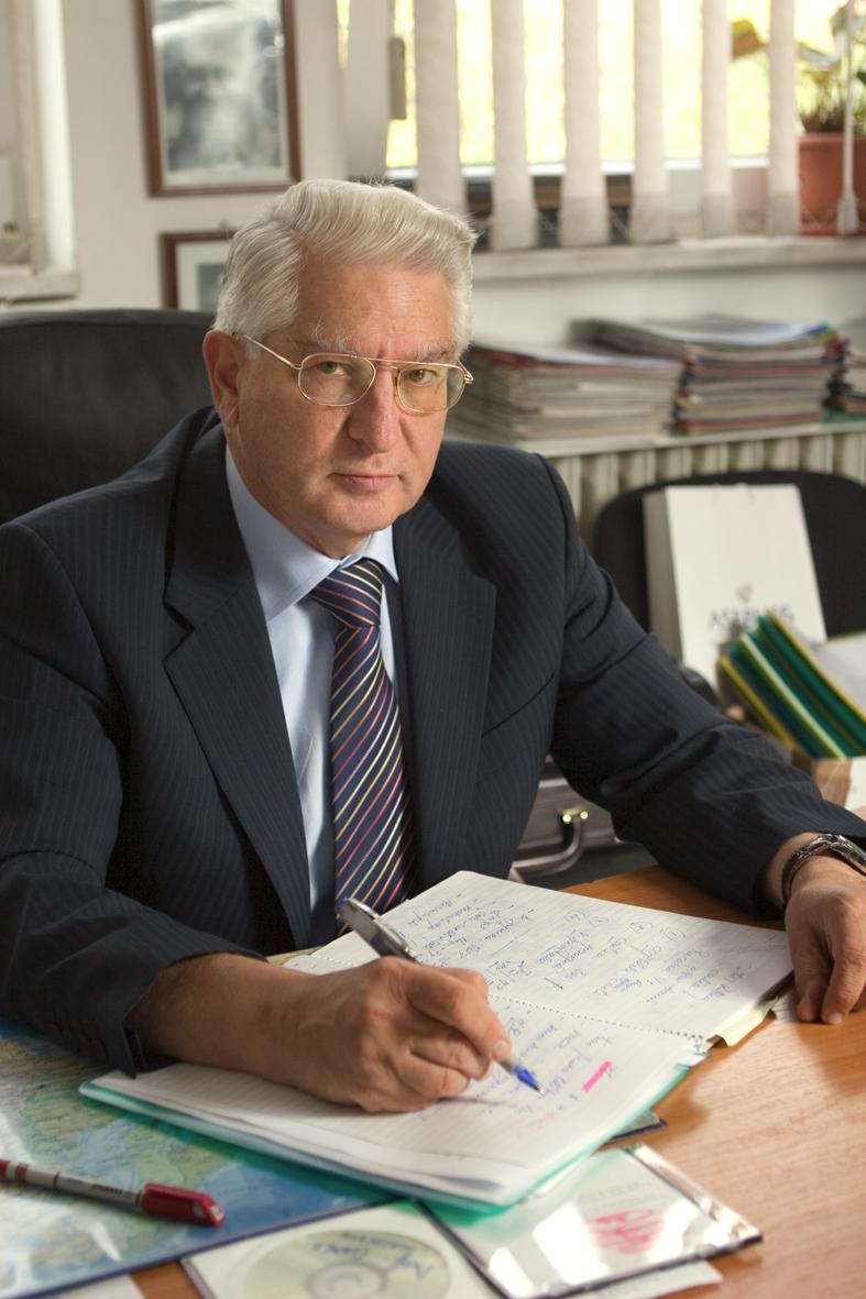 Prof. Dr. MSc. Alexandru Vlad Ciurea: „Un chirurg poate fi în aceeaşi zi prinţ şi cerşetor”