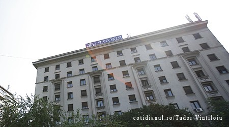 Multe hoteluri s-ar putea închide în 2011
