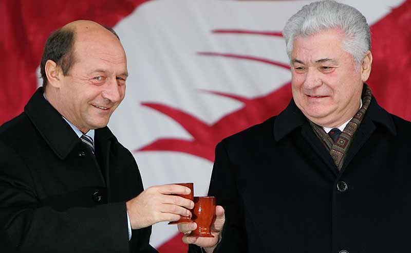 Comuniştii denunţă la UE implicarea României în campania din Moldova