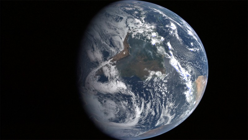 Schimbările climatice fac Pământul mai puţin luminos