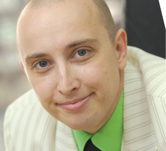 „Bravo Băsescu. Românii protestatari, niște viermi care își merită soarta!”