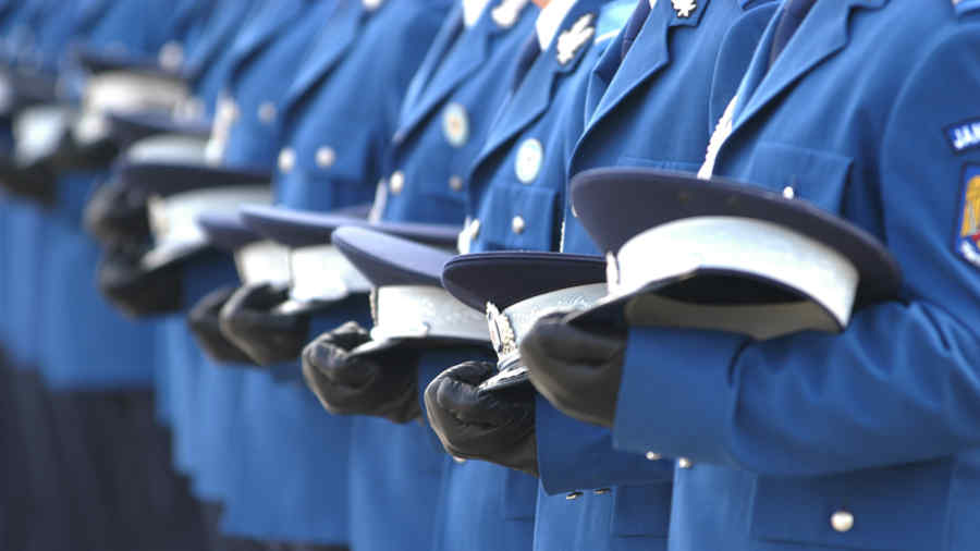 Şefii Jandarmeriei Române sunt foşti ofiţeri de Securitate!