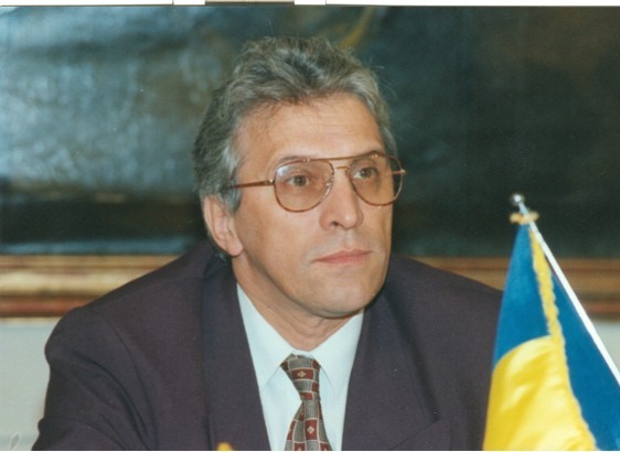 Şeful Camerei de Comerţ Bucureşti, reţinut de DNA