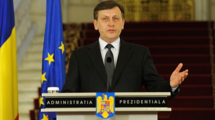 Antonescu: Boicotul PDL, singura şansă de a-l salva pe Băsescu