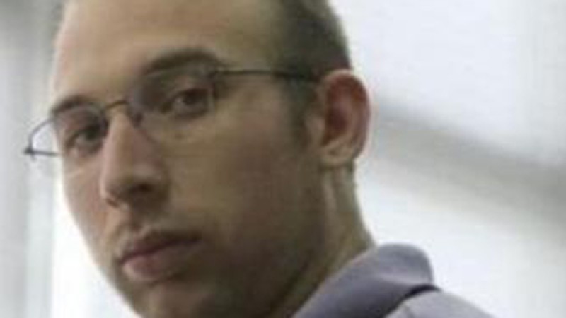 Vlad Odobescu, de la Dilema Veche, scrie în USA Today că a văzut bucureşteni cu bîte pe străzi!