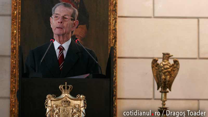 Priveşte înapoi cu mânie: 30 decembrie 1947