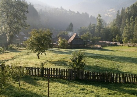 O unguroaică se bucură că Transilvania este românească