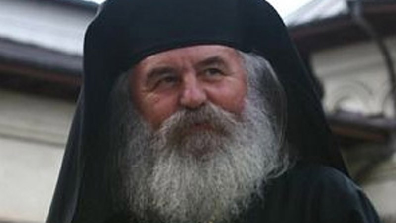 „Noi plângem şi azi în aceeaşi limbă românească”