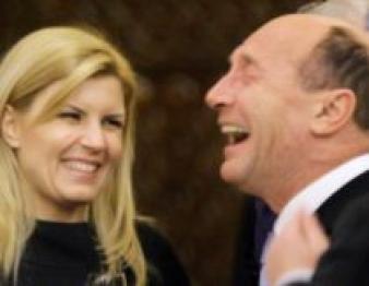 La ce se mai „gândeşte” Udrea