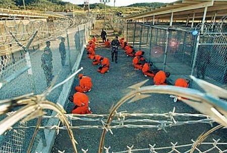Raport: Medici, complici la aplicarea torturii în închisori ale CIA şi Pentagonului