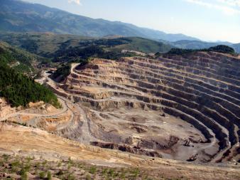Liber la exploatarea cu cianură la Certej