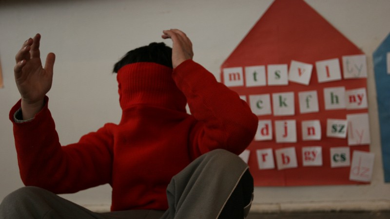 Guvernul a stabilit standarde de cost pentru serviciile sociale