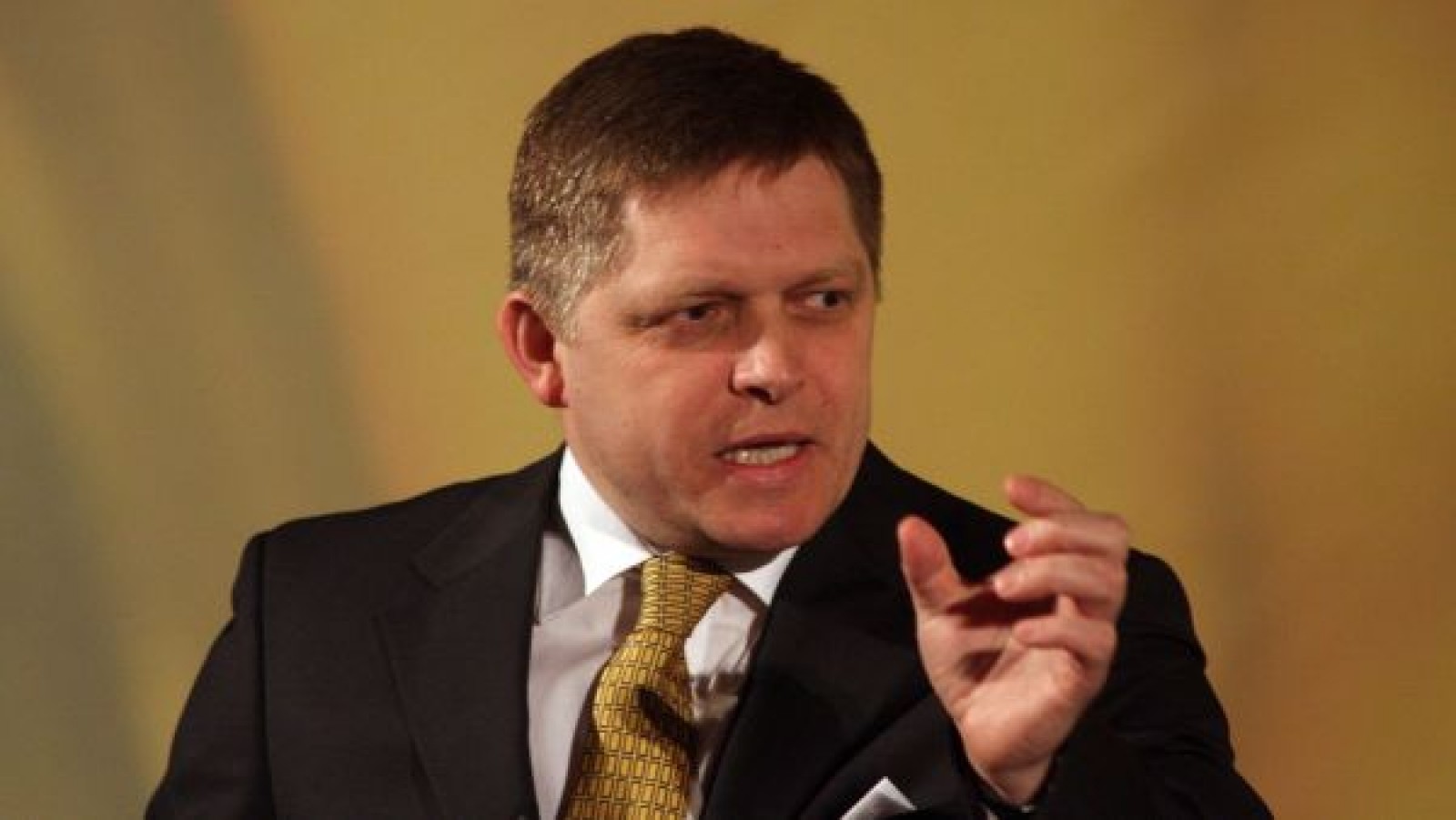 Alegerile din România. Fico cere UE să rupă tăcerea