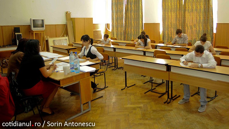 Elevii de la profesională, integraţi pe piaţa muncii