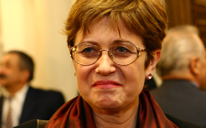 Rodica Culcer declanşează reacţii din partea foştilor colegi