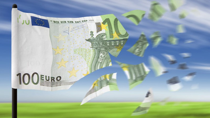 Saxo Bank: România ar putea intra în incapacitate de plată