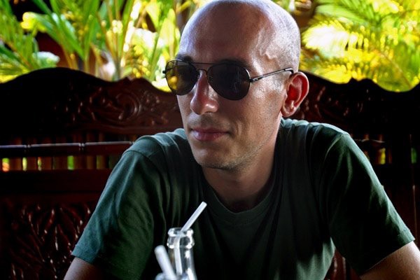 Tudor Vintiloiu: Paradoxal, nu grija pentru ziua de mâine mă macină acum, cât regretul că mi s-au împrăştiat atâţia prieteni în cele patru zări