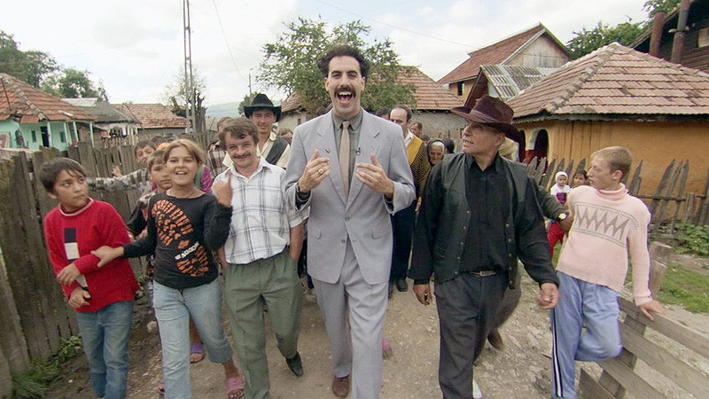 Borat s-a căsătorit în secret cu Isla Fisher
