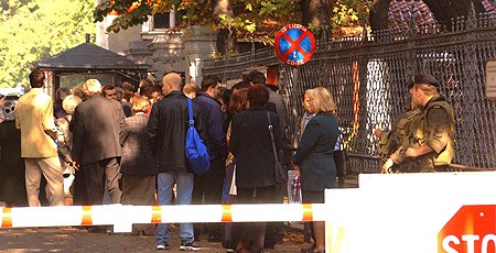 26.000 de români au primit vize temporare în 2009 în SUA