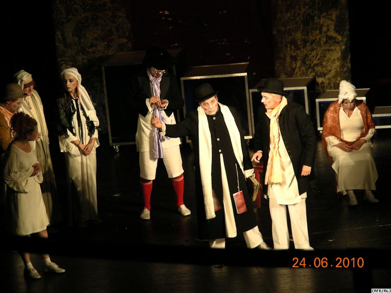 De la „Pomul verde”, pe Broadway, festivalul culturii idiş