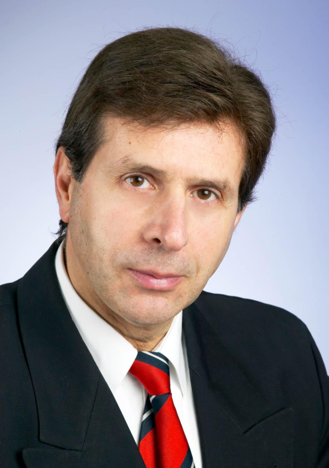 “Nutriţia, activitatea fizică şi stăpânirea stresului, cheile pentru a avea o stare de spirit zen şi o sănătate de fier”