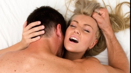 Ce se întâmplă în creierul femeii când are orgasm