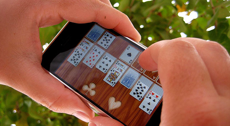 iPhone 5 va avea ecranul mai mare