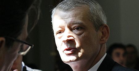Oprescu: Sunt tipi care intră în spital şi vând droguri