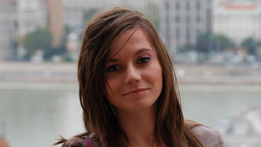 „Şcoala românească produce tâmpiţi… Eu de ce aş vota un tâmpit?”