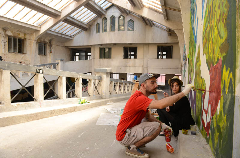 Celebra parcare Ciclop din Bucureşti, invadată de artişti (Galerie foto)