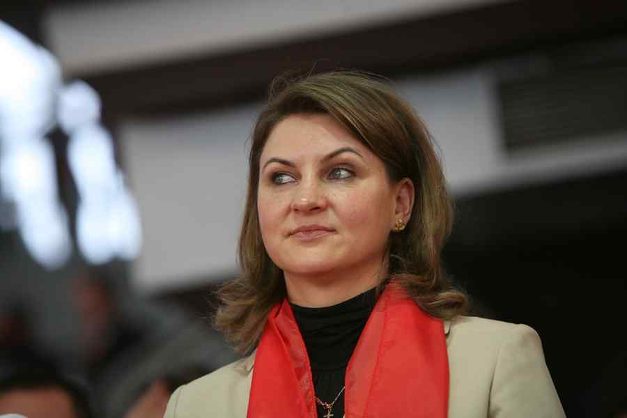 Surse: Adriana Ţicău, pusă sub învinuire
