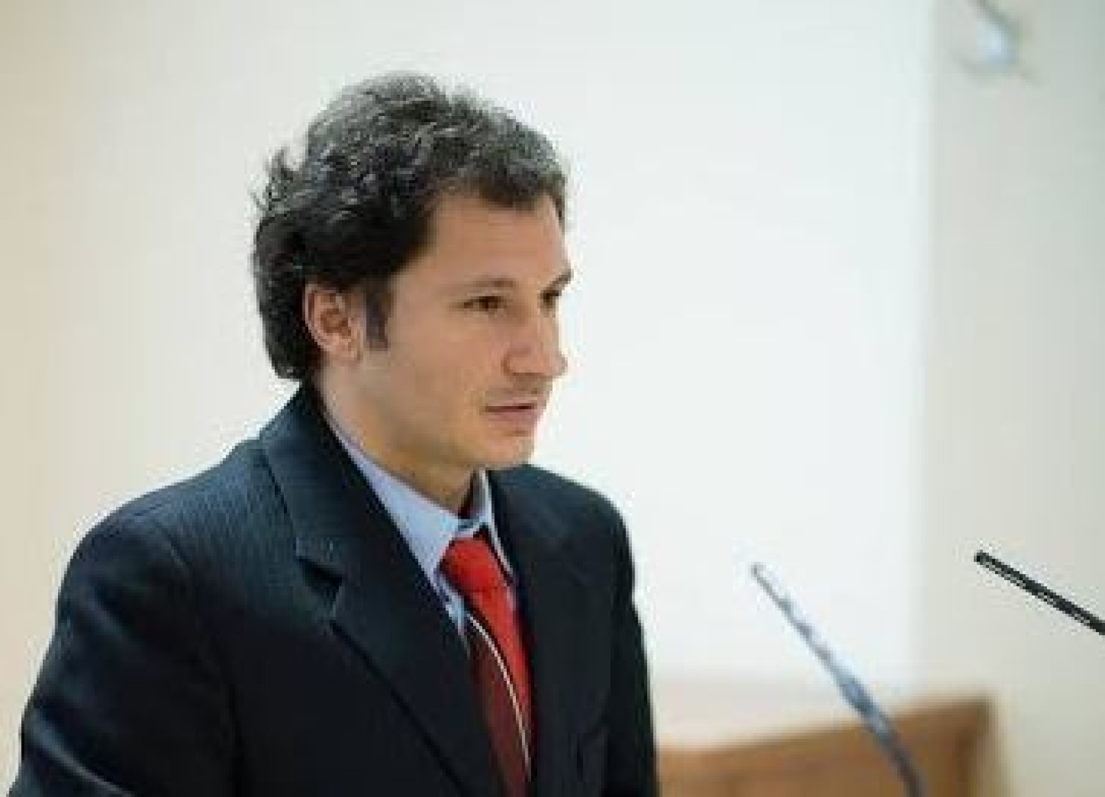 „Doctoratul devine o zorzoană inutilă”