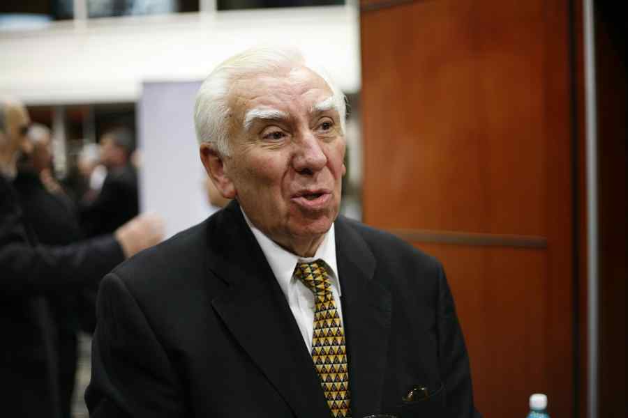 Mircea Malița: România şi-a cedat suveranitatea!