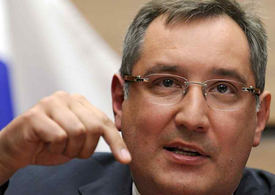 Rogozin: Franţa va livra Rusiei primul portelicopter Mistral