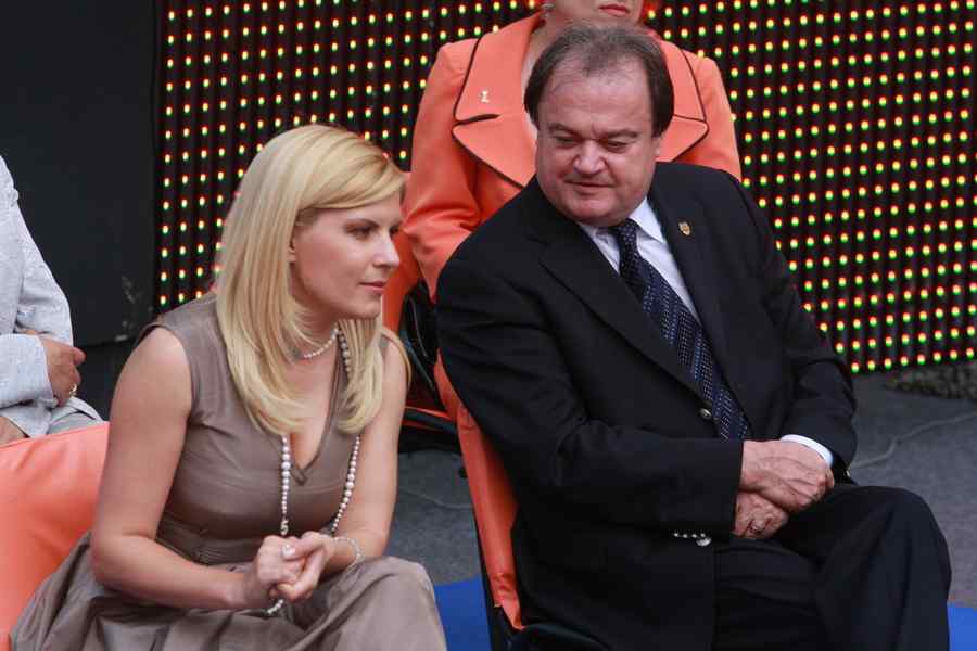 Blaga explică de ce nu poate discuta cu Elena Udrea