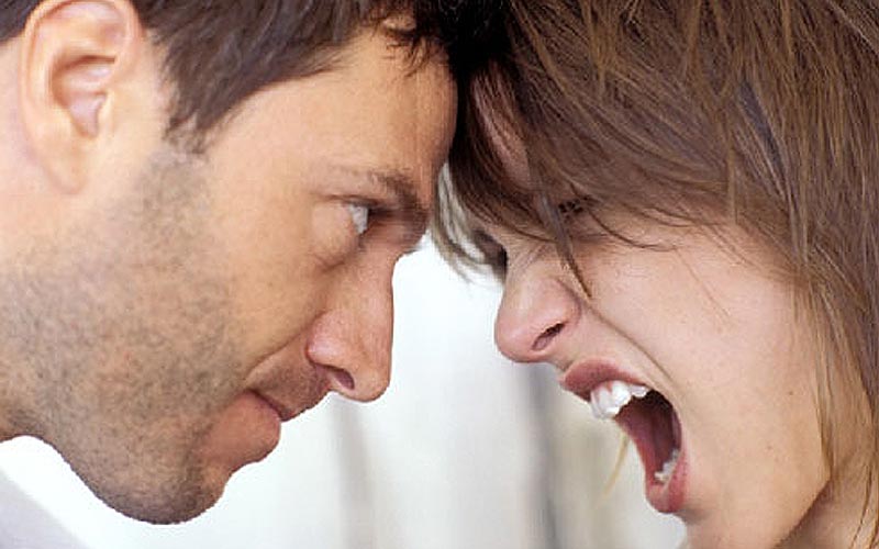 Cum reacţionează femeile atunci când sunt înşelate?