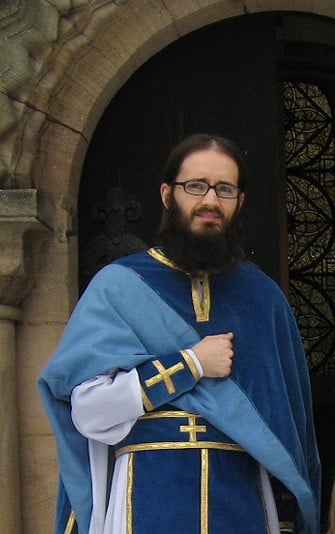 Părintele Serafim: “E ca un fel de stea la care te uiţi şi tu mergi prin lumea asta dementă în toate părţile, important e să vezi steaua aia”