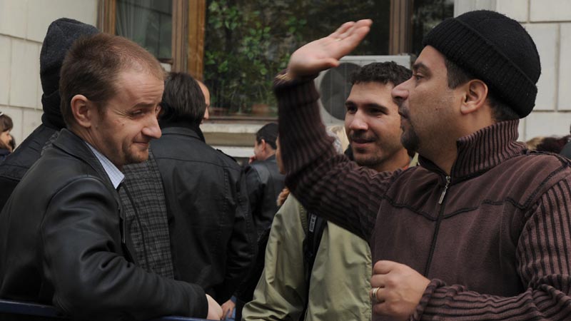 Proteste spontane, la foc automat, în toată ţara