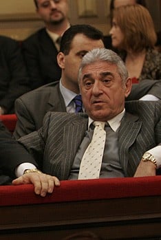 Giovanni Becali a făcut scandal în Bamboo: O să rezolv problema cu 100 de mitraliere!