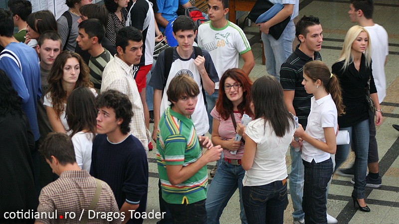 350 de studenţi din Tîrgu-Mureş riscă să fie exmatriculaţi