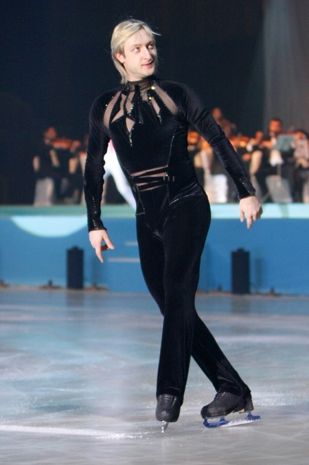 Campionii patinajului artistic vin la București (Video)