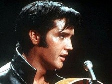 Elvis Presley comemorat astăzi de fanii din toată lumea
