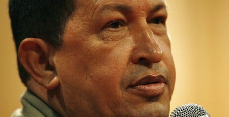 Chavez a naţionalizat o reţea de supermarketuri