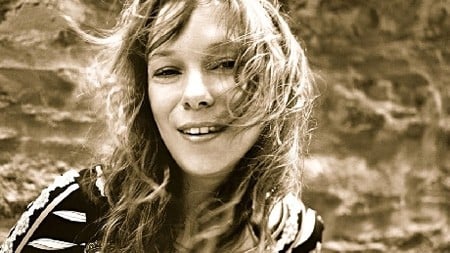 Cântăreaţa Lhasa de Sela a murit la vârsta de 37 de ani