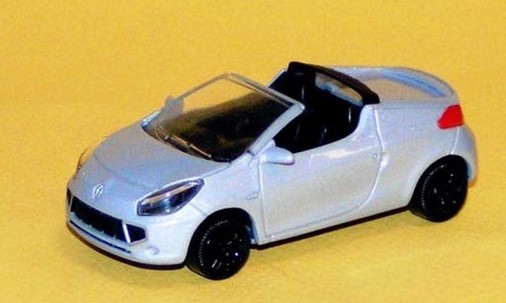 Twingo CC prezentat sub forma unei machete. O nouă strategie Renault?