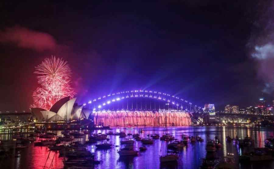 Spectacolul artificiilor în Australia și Noua Zeelandă (Video)
