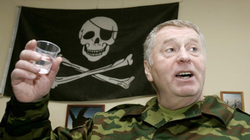 Jirinovski: Poligamia ar trebui legalizată pentru a stimula rata natalităţii în Rusia