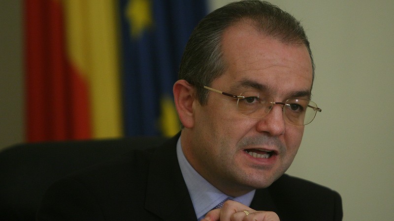 Emil Boc: 4 români au murit din cauza frigului