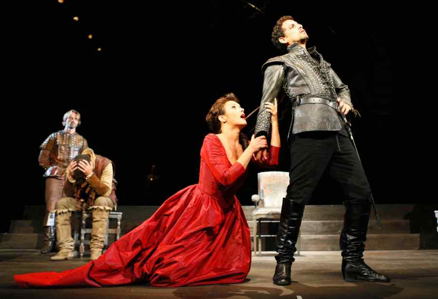 Din culisele Festivalurilor de Operă de la Pesaro şi Veneţia